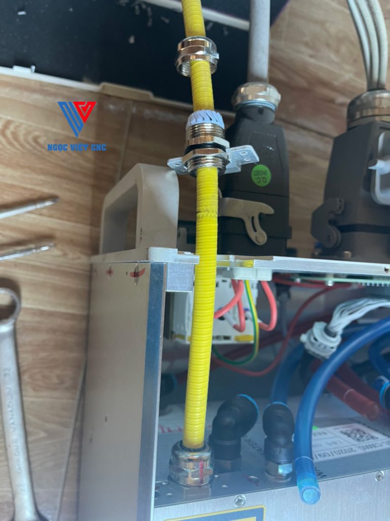 Dịch vụ sửa nguồn cắt laser fiber tại Ngọc Việt CNC Dịch vụ sửa nguồn cắt laser fiber tại Ngọc Việt CNC