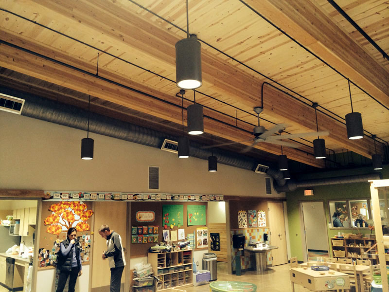 Tính hoạt động liên tục của dây chuyền sản xuất ống gió: Tối ưu hóa hiệu suất và đáp ứng nhanh chóng