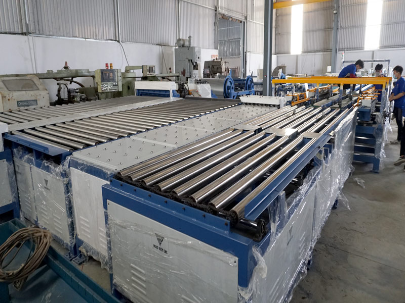 Dây chuyền sản xuất ống gió tự động: Dễ vận hành và tối ưu hoá sản xuất