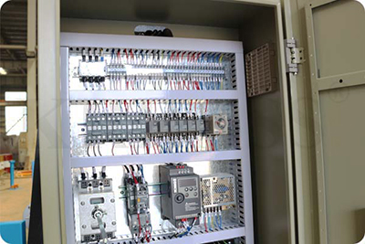 Máy cắt thủy lực QC12K