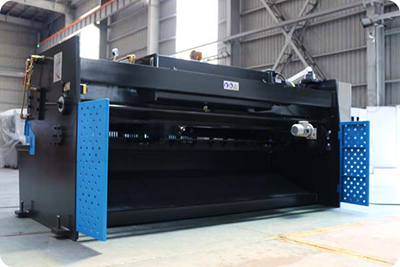 Máy cắt thủy lực QC12K Máy cắt thủy lực QC12K