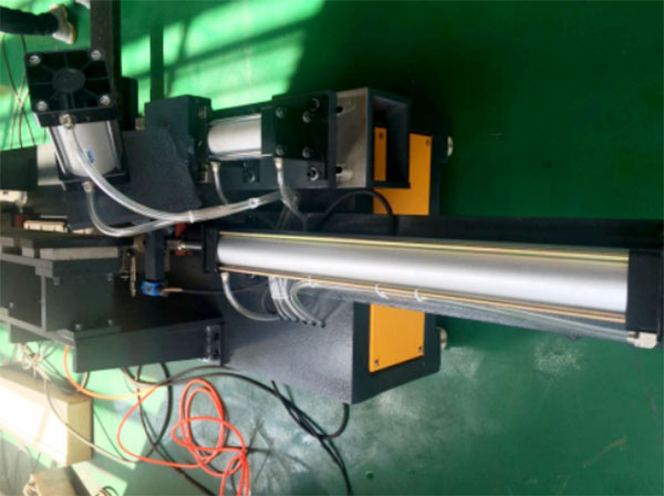 Máy vuốt mí khi nén Máy vuốt mí khi nén